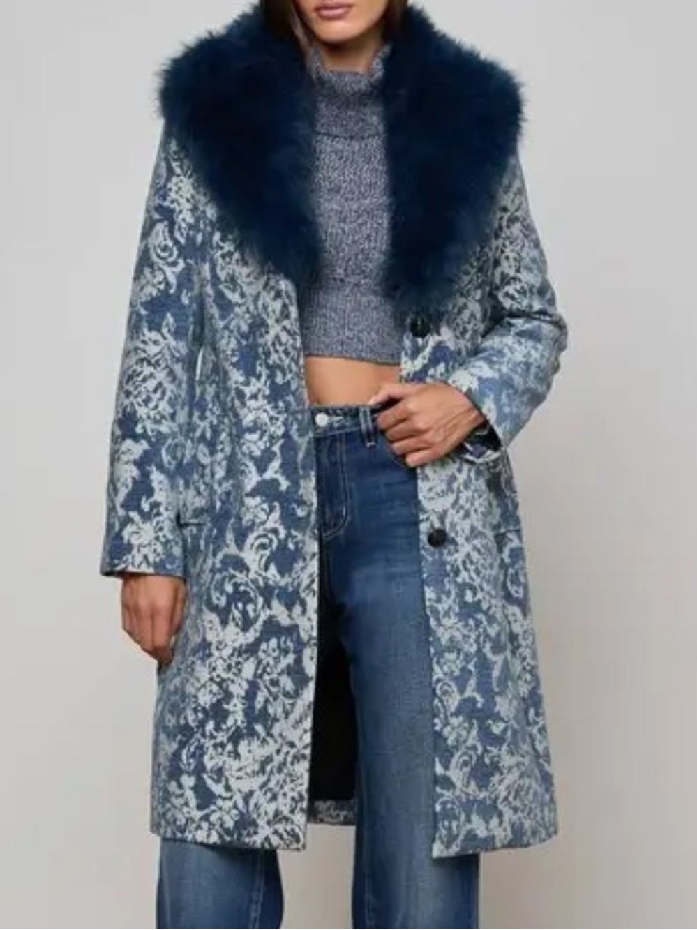 L'AGENCE Laney Penny Lane Blue Jacquard Coat with Navy Fur Collar Size 4